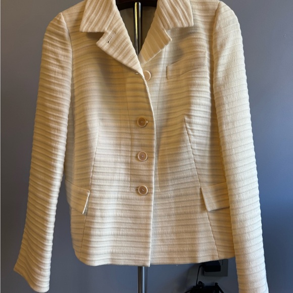 Akris Punto Textured Cream Blazer - Picture 1 of 5